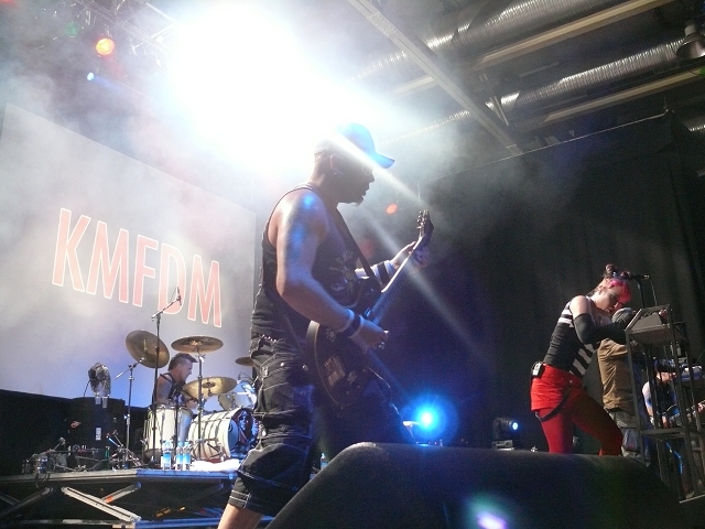 E-Tropolis 2010: KMFDM